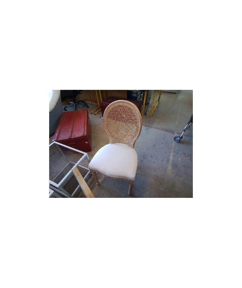 CHAISE CANNÉE MEDAILLON 