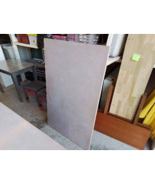 TABLE GRISE 