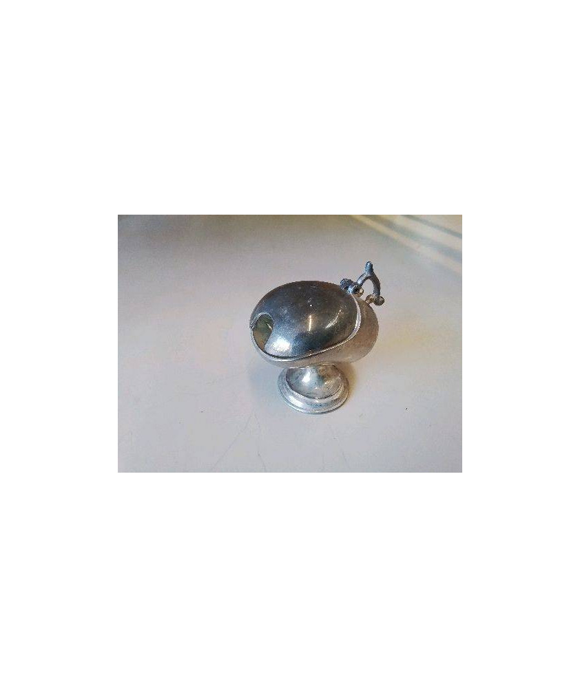 SALIÈRE EN METAL ARGENTÉ 