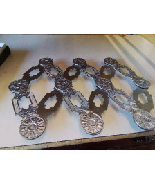 DESSOUS DE PLAT EXTENSIBLE