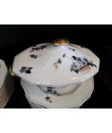 SOUPIERE EN PORCELAINE 