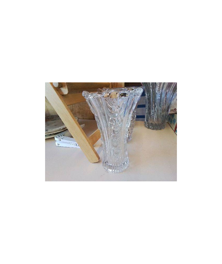 VASE EN VERRE
