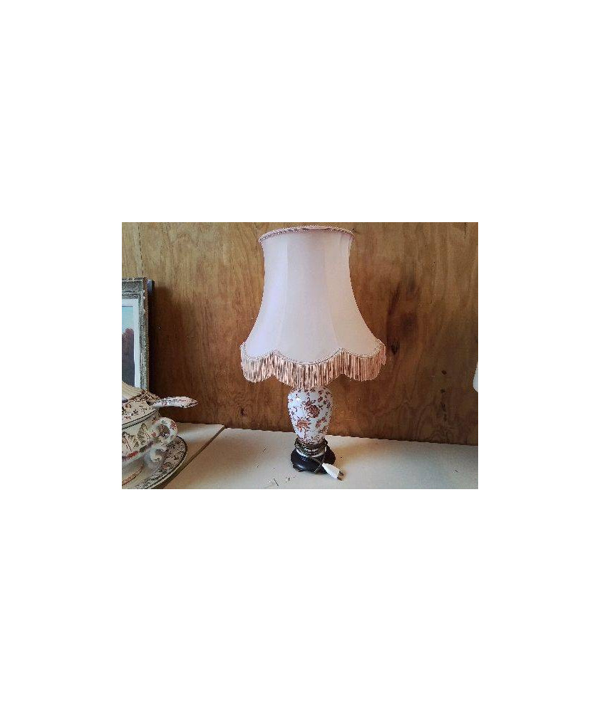 LAMPE EN PORCELAINE 