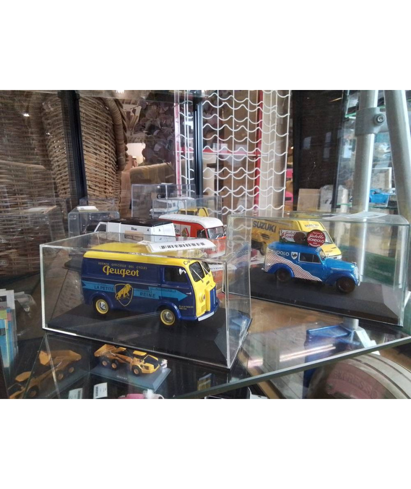 VOITURE
