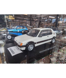 VOITURE