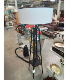 LAMPADAIRE MÉTAL NOIR AJ BLANC METROPOLIGHT