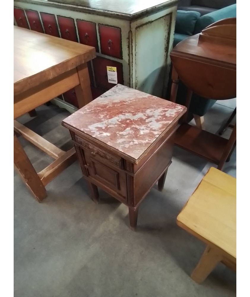 CHEVET BAS BOIS MOULURÉ ET SCULPTÉ 1 TIROIR 1 PORTE DESSUS MARBRE ROSE VEINÉ CHEVET BAS BOIS MOULURÉ ET SCULPTÉ 1 TIROIR 1 PORTE DESSUS MARBRE ROSE VEINÉ