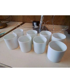 LOT DE 8 VERRINES EN PORCELAINE 