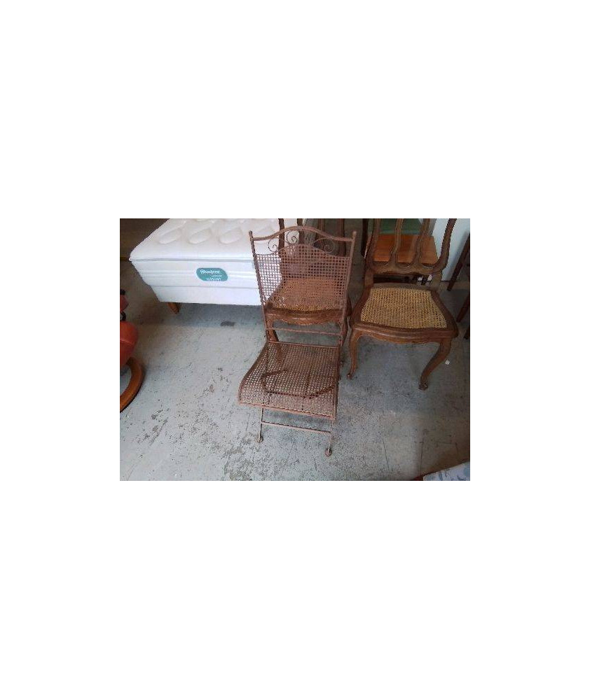 CHAISE EN FER FORGÉ