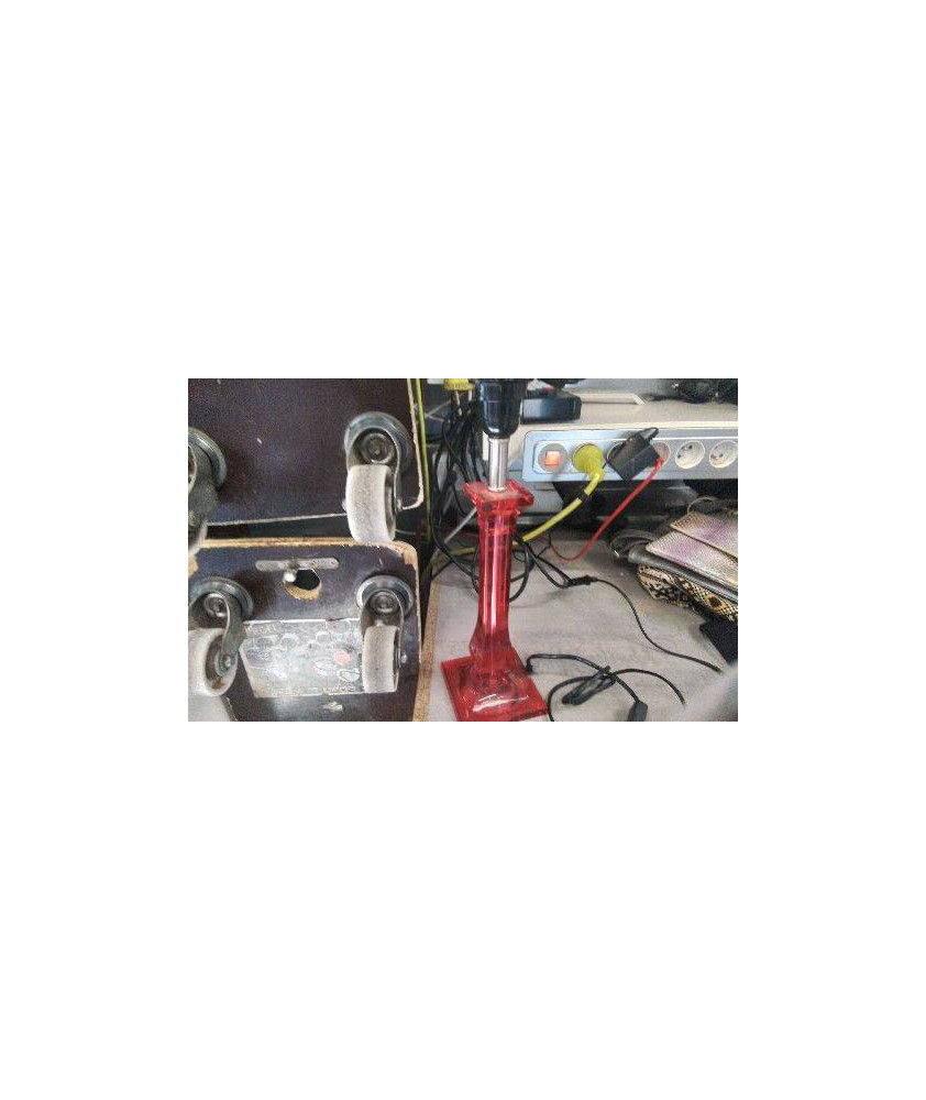 PIED DE LAMPE ROUGE