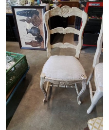 CHAISE BOIS CÉRUSE ASSISE TISSU BEIGE COQUILLE 