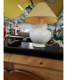 LAMPE CÉRAMIQUE ECRU ET DORÉ AJ OCRE