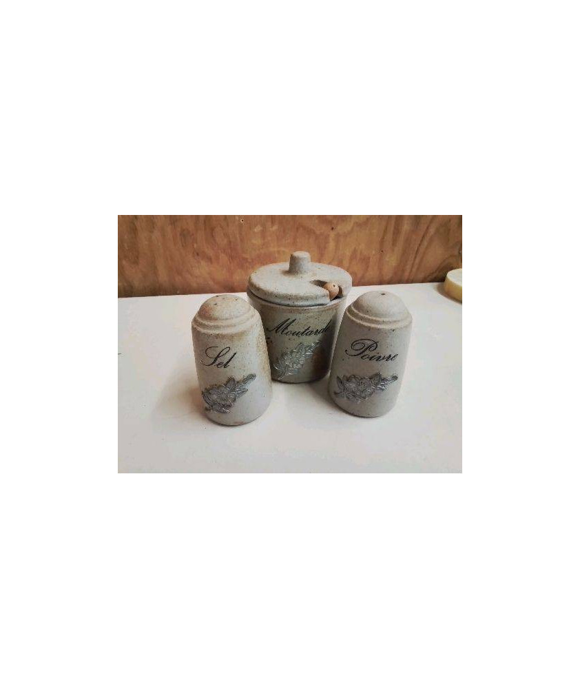 ENSEMBLE DE 3 POTS A CONDIMENT EN GRES 