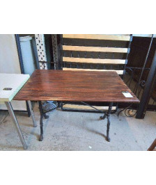 TABLE BISTRO EN BOIS PIED EN FONTE 