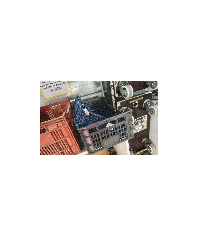 CAISSE PLASTIQUE 