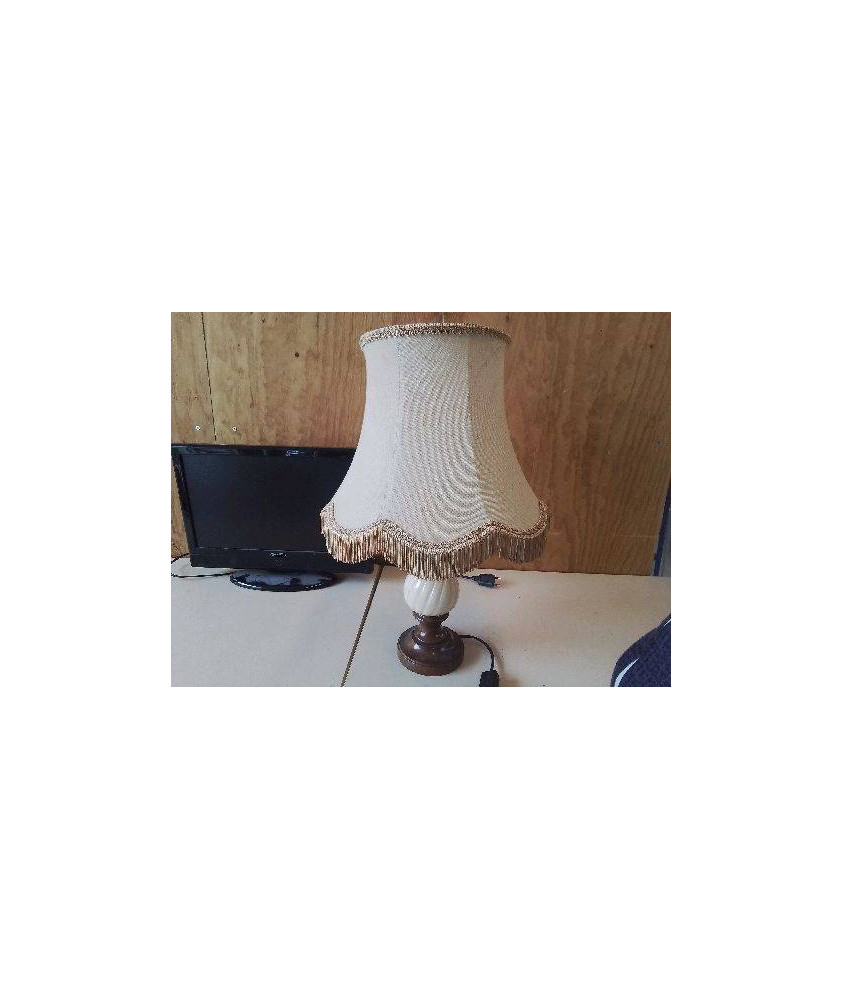 LAMPE DE SALON PIED EN BOIS 