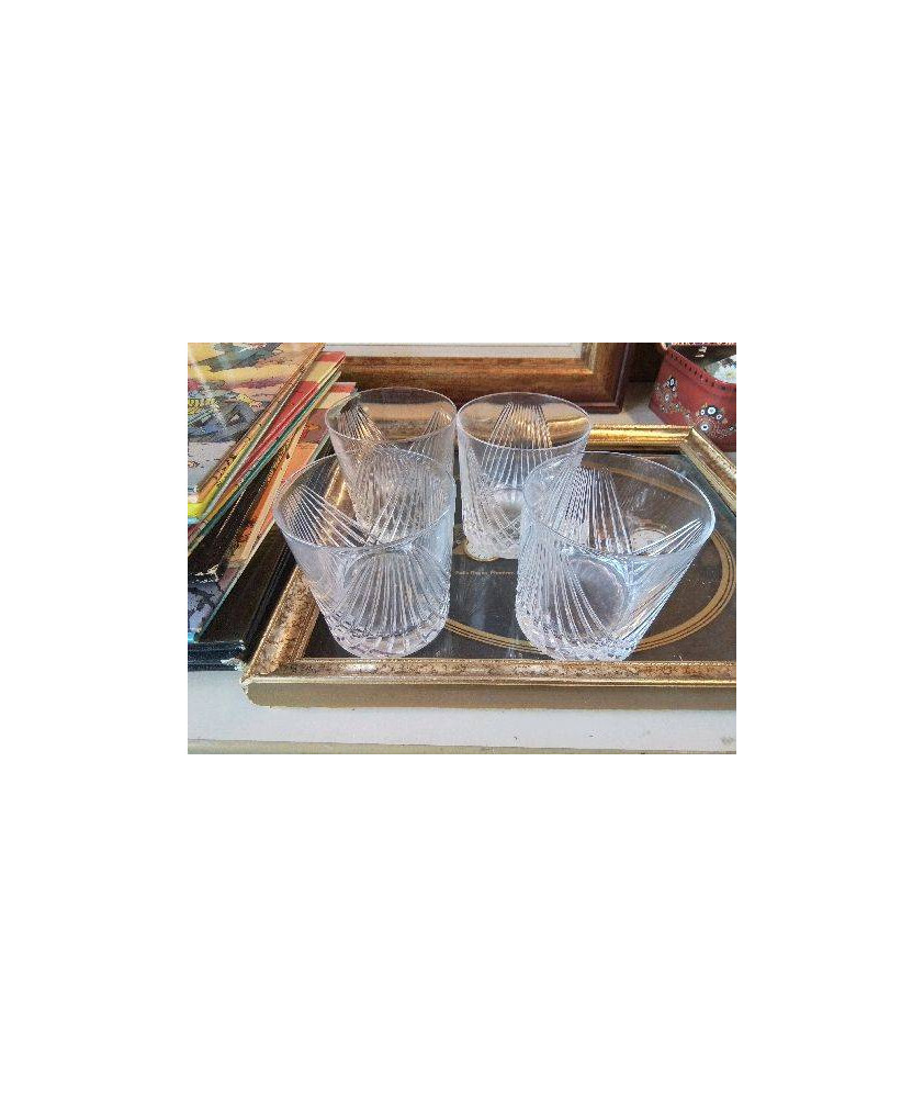 LOT DE 4 VERRES À WHISKY 