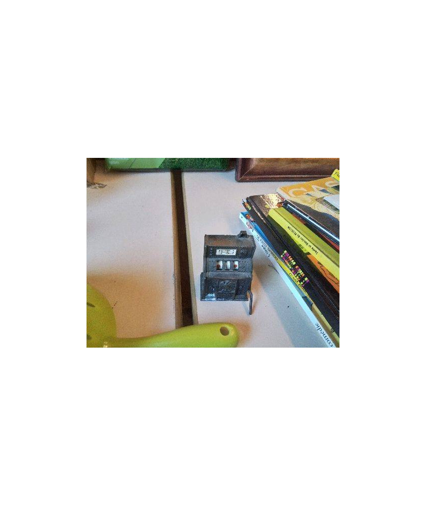 TAILLE CRAYON MACHINE À SOUS 