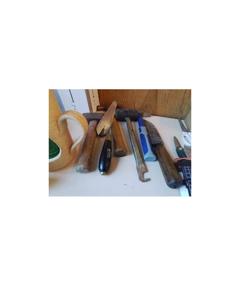 OUTILS BRICOLAGE 