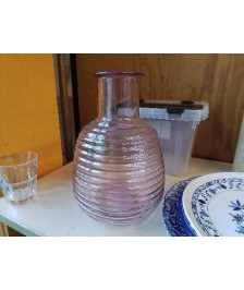 VASE EN VERRE ROSE 