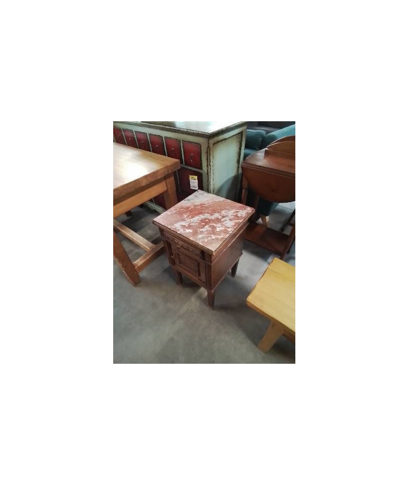 CHEVET BAS BOIS MOULURÉ ET SCULPTÉ 1 TIROIR 1 PORTE DESSUS MARBRE ROSE VEINÉ 