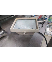 PROJECTEUR HALOGENE 