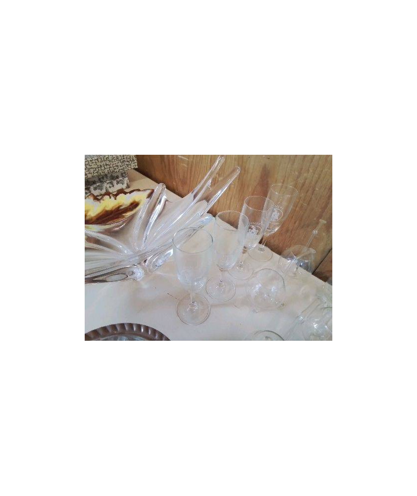 LOT 4 VERRES A PIED
