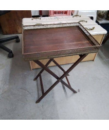 TABLE D’APPOINT A GALERIE