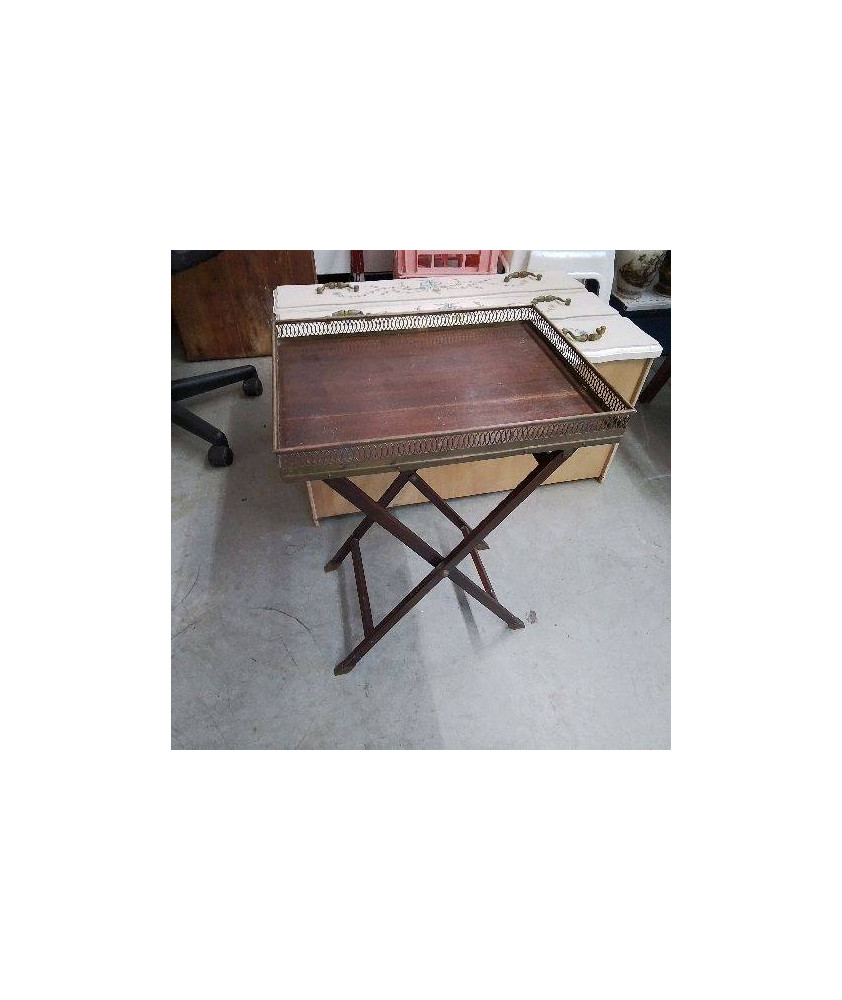 TABLE D’APPOINT A GALERIE
