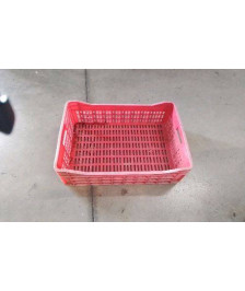 CAISSE PLASTIQUE ROUGE 