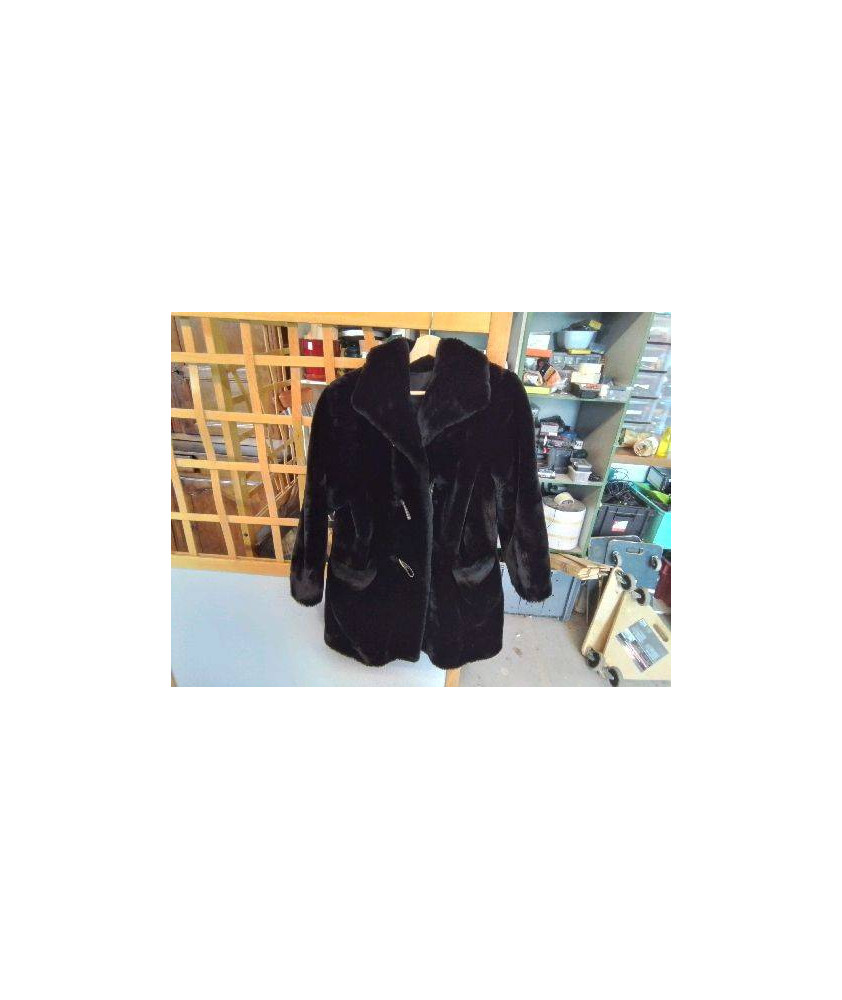 MANTEAU NOIR 