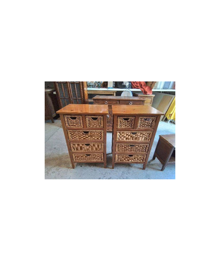 MEUBLE EN PIN RANGEMENT EN ROTIN