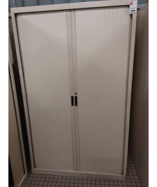 ARMOIRE METALLIQUE A RIDEAUX AVEC CLES 