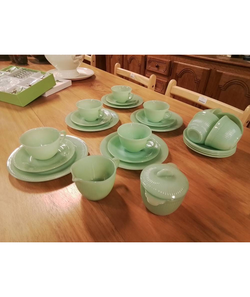 QUEUE DE SERVICE VINTAGE LOT