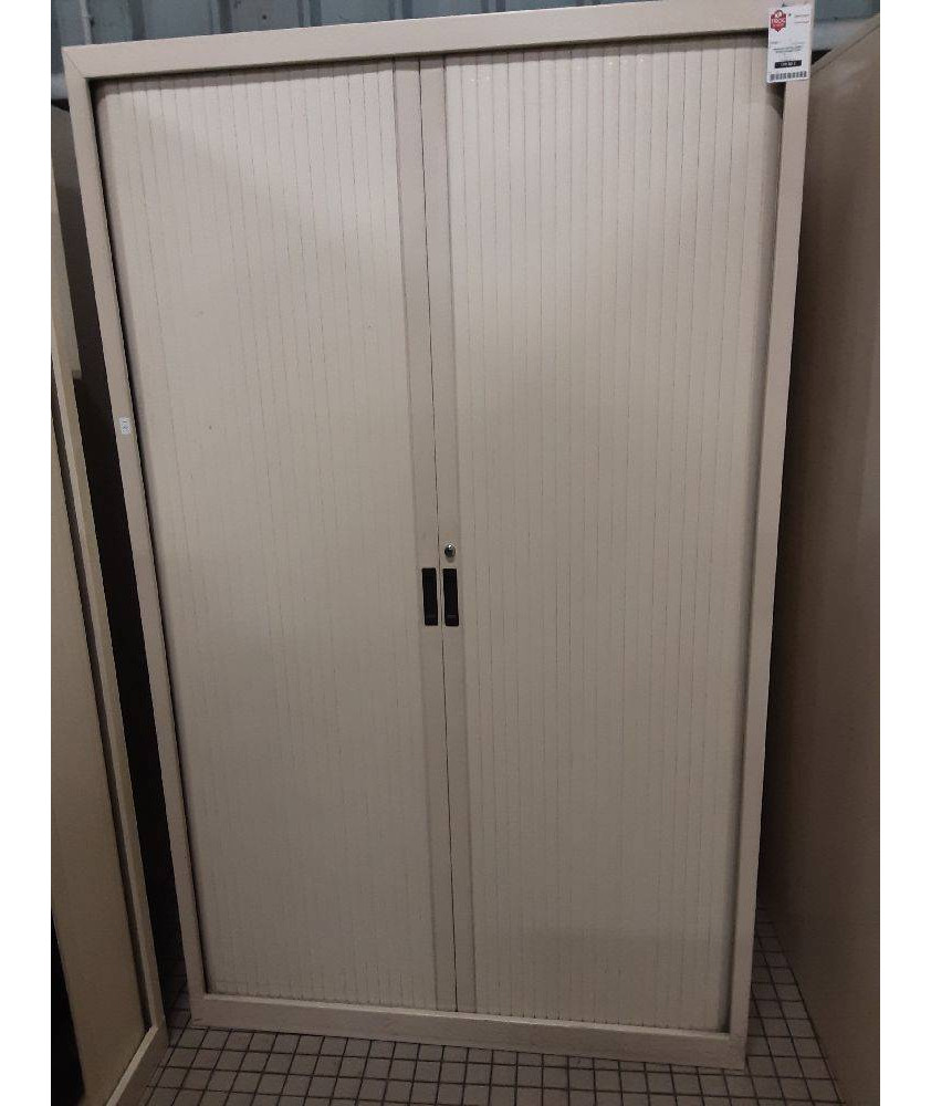 ARMOIRE METALLIQUE A RIDEAUX AVEC CLES 