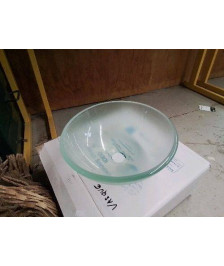 VASQUE EN VERRE 