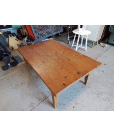 TABLE BASSE EN PIN DEUX TIROIRS 
