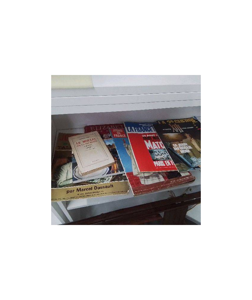MAGAZINE/BD/LIVRE