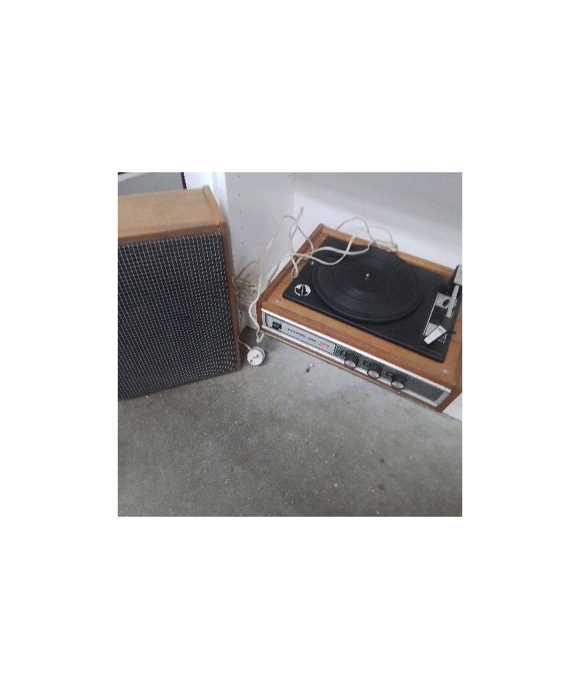 TOURNE DISQUE 
