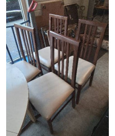 4 CHAISES BOIS DOSSIER 3 BARREAUX VERTICAUX ASSISE CAPITONNÉ SKAÏ ECRU