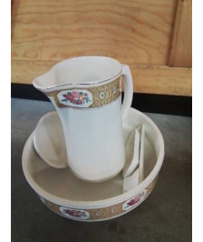 NÉCESSAIRE DE TOILETTE CÉRAMIQUE ECRU OCRE A FLEURS 5 PIÈCES SARREGUEMINES DIGOIN