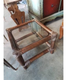 TABLE BASSE CARRÉ ROTIN DESSUS PLATEAU VERRE