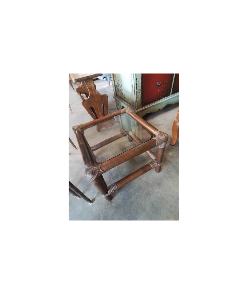 TABLE BASSE CARRÉ ROTIN DESSUS PLATEAU VERRE