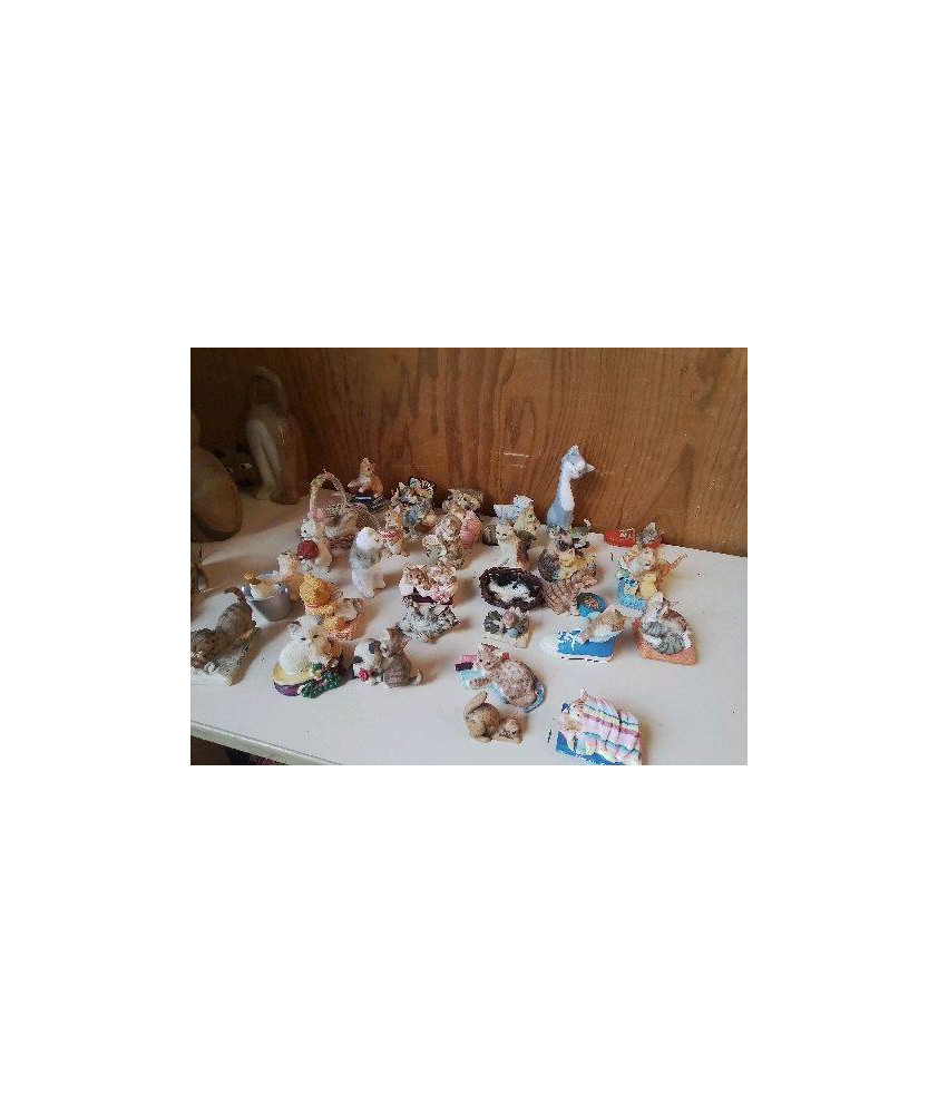 FIGURINE CHAT