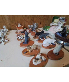 FIGURINE CHAT