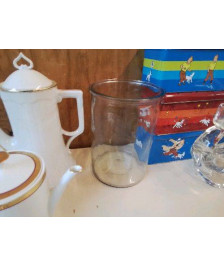 POT EN VERRE