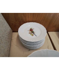 LOT 12 PETITES ASSIETTES PORCELAINE 