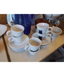 PETITE TASSE A CAFE ET SOUCOUPE