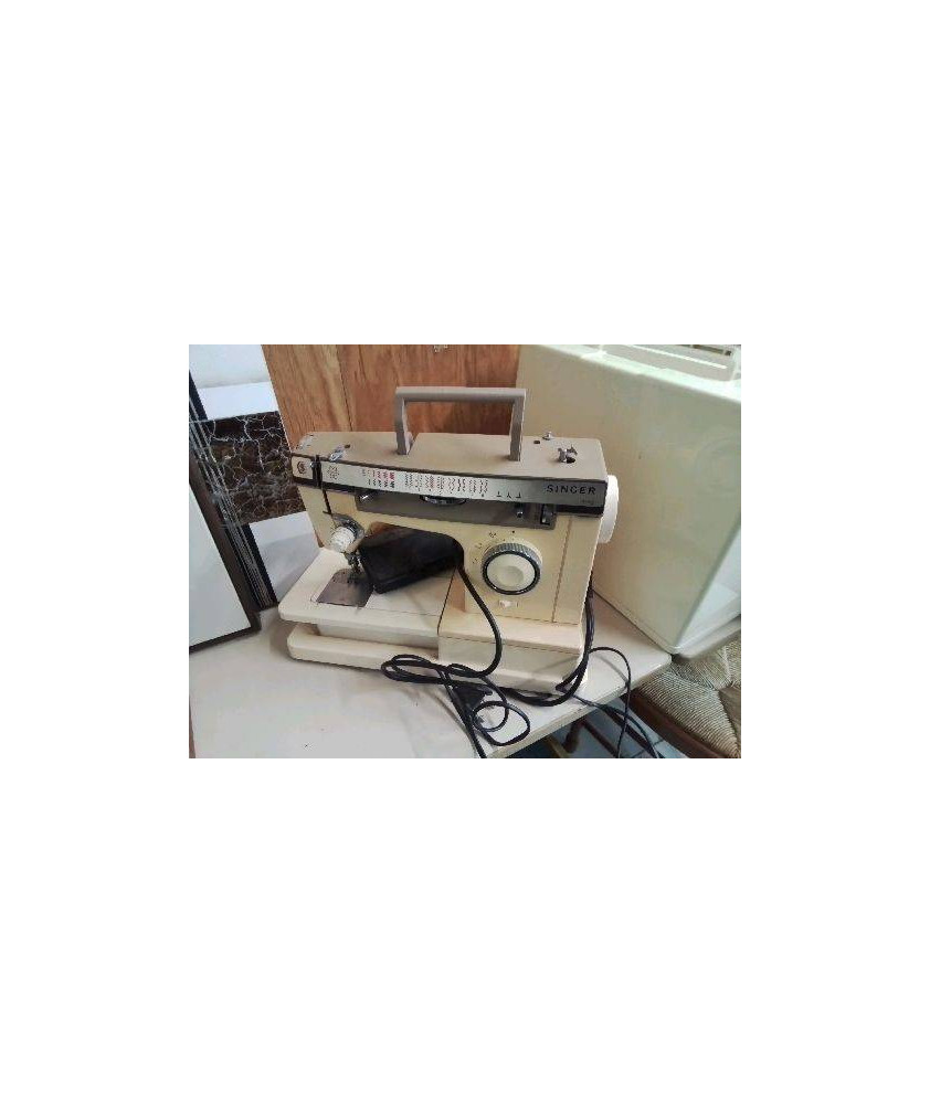 MACHINE À COUDRE SINGER 