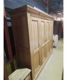 ARMOIRE 4 PORTES CHENE FULL MASSIF  ARMOIRE 4 PORTES CHENE FULL MASSIF